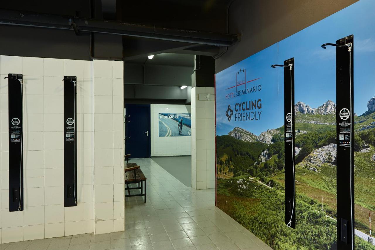 Hotel Seminario Aeropuerto Bilbao Дерио Экстерьер фото