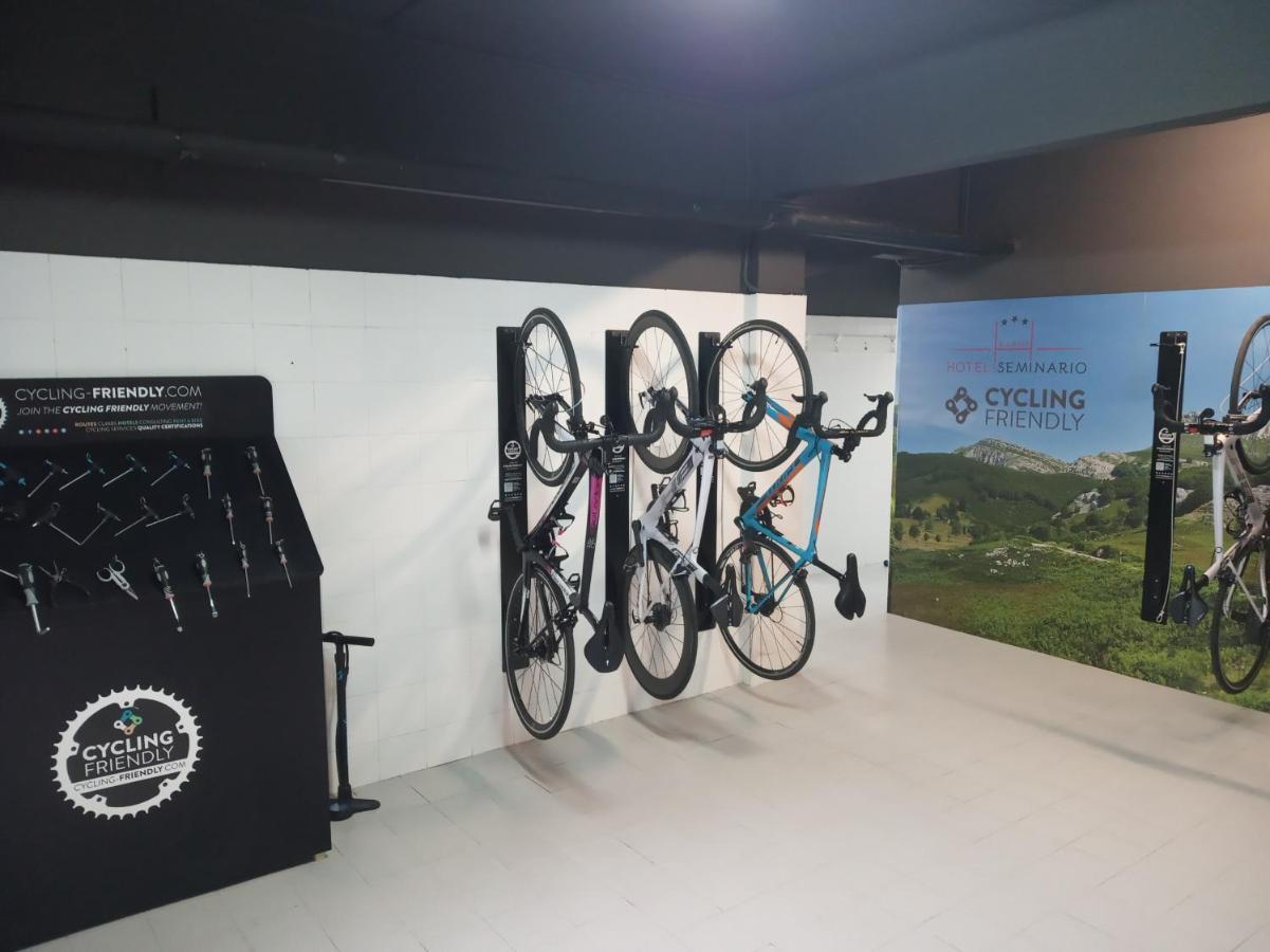 Hotel Seminario Aeropuerto Bilbao Дерио Экстерьер фото